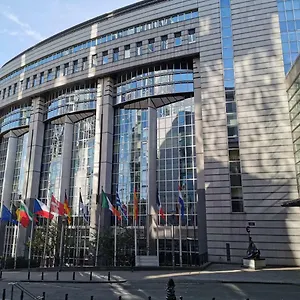 Cosy Europarlament Appartement